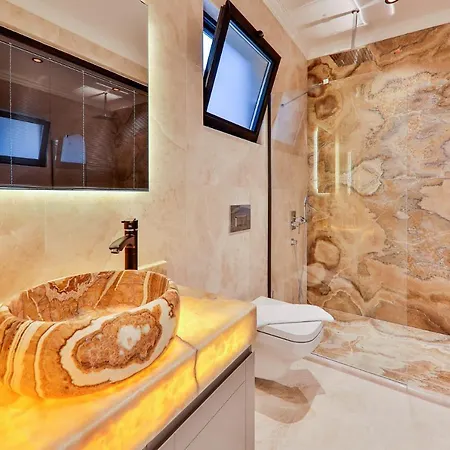 Yuksel 1 Villa Bezirgan